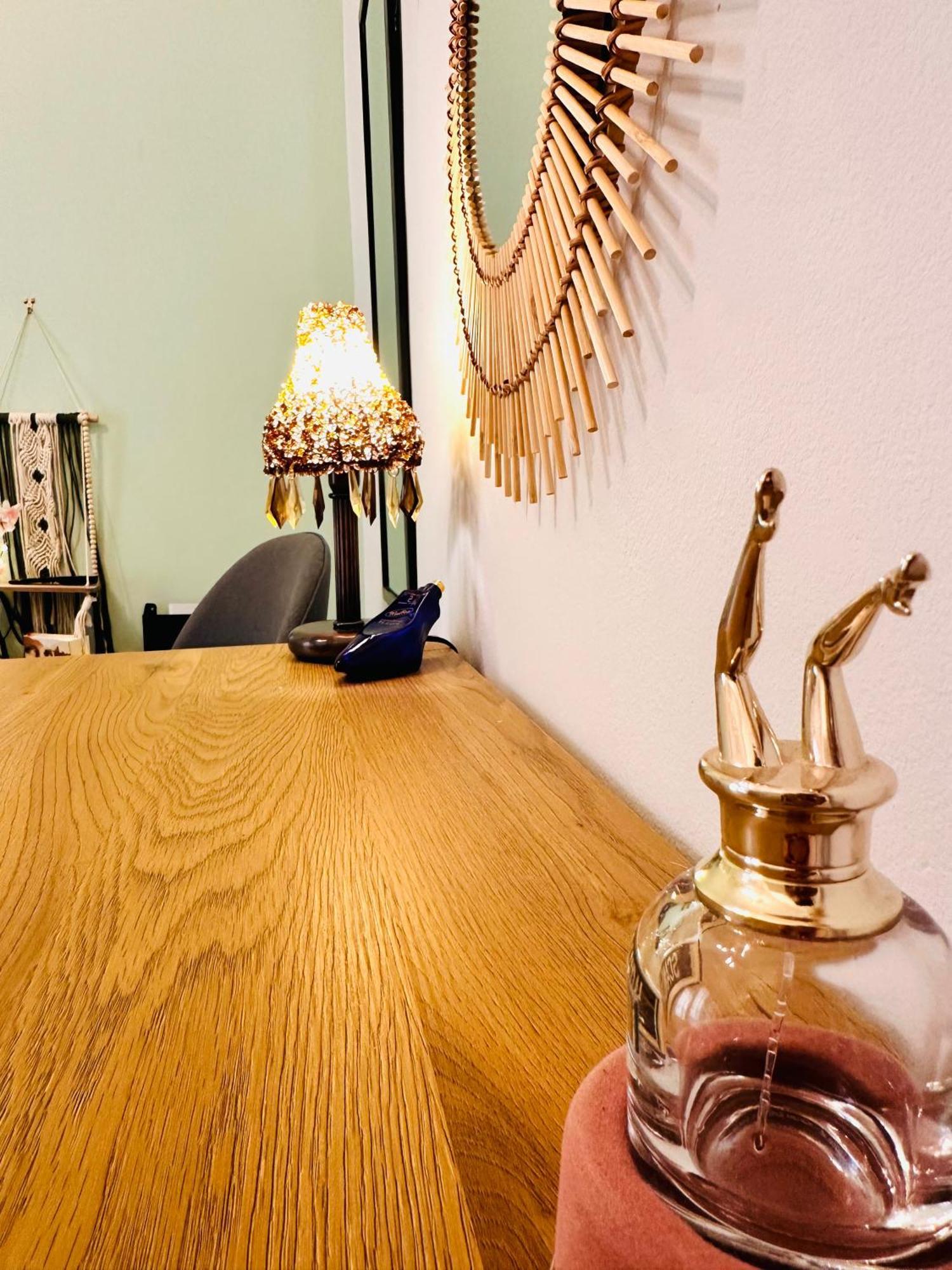 Apartment Bohemian In Glyfada Athens